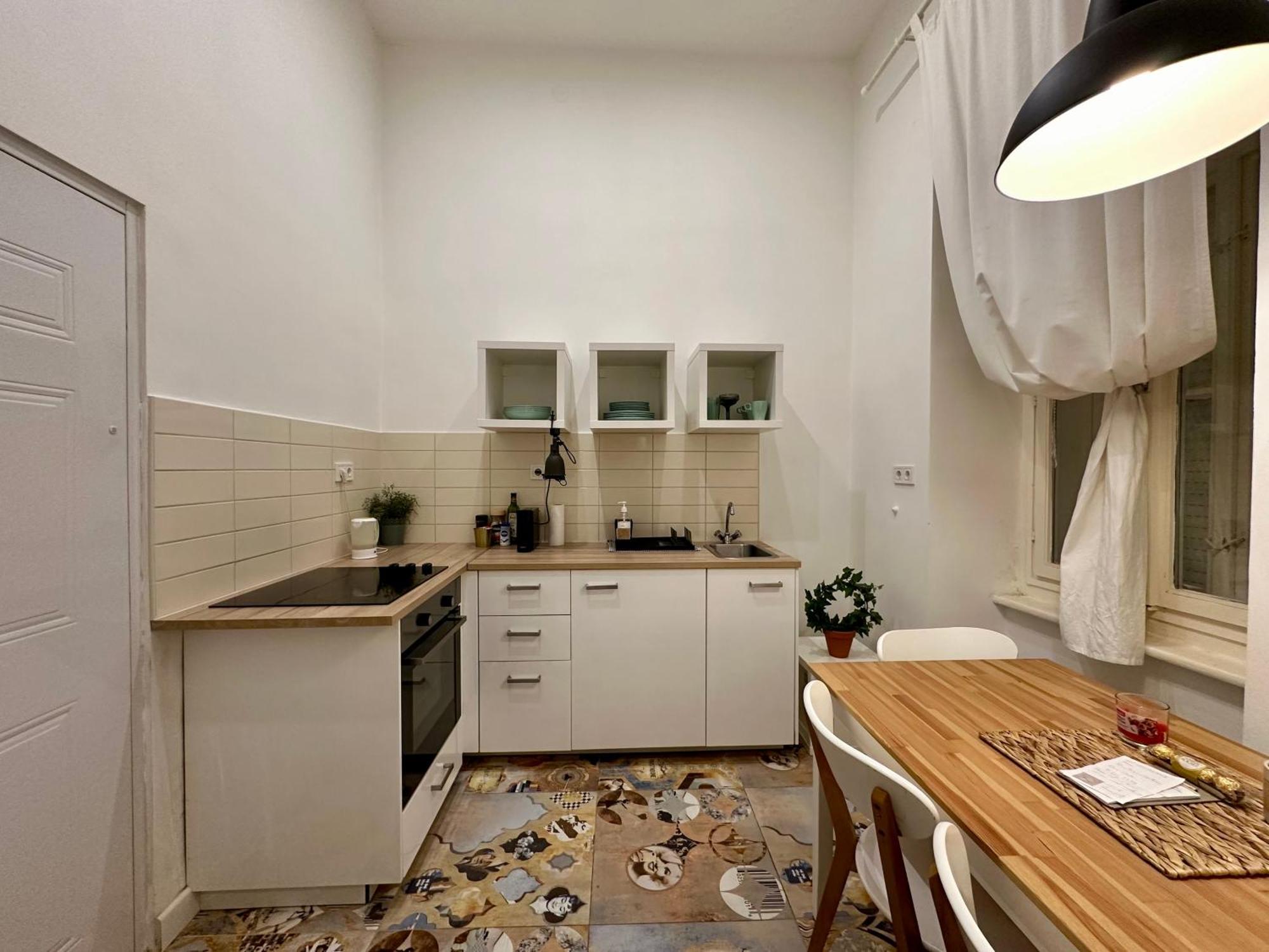 Cozy Studio Flat In The Heart Of Budapeszt Zewnętrze zdjęcie